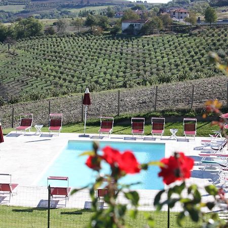 Готель Ca' Del Lupo Montelupo Albese Екстер'єр фото
